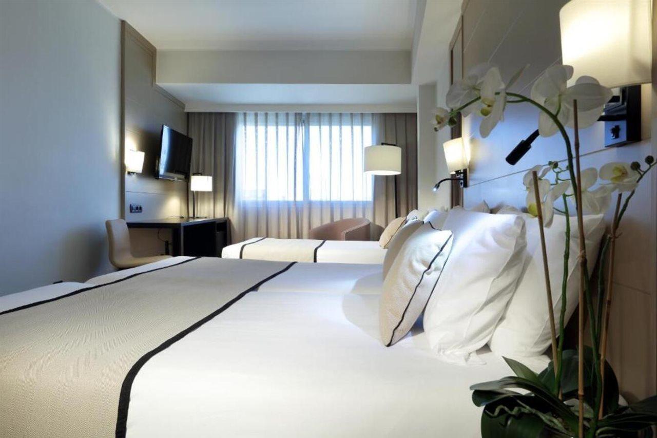 Exe Rey Don Jaime Hotel Valencia Exterior photo
