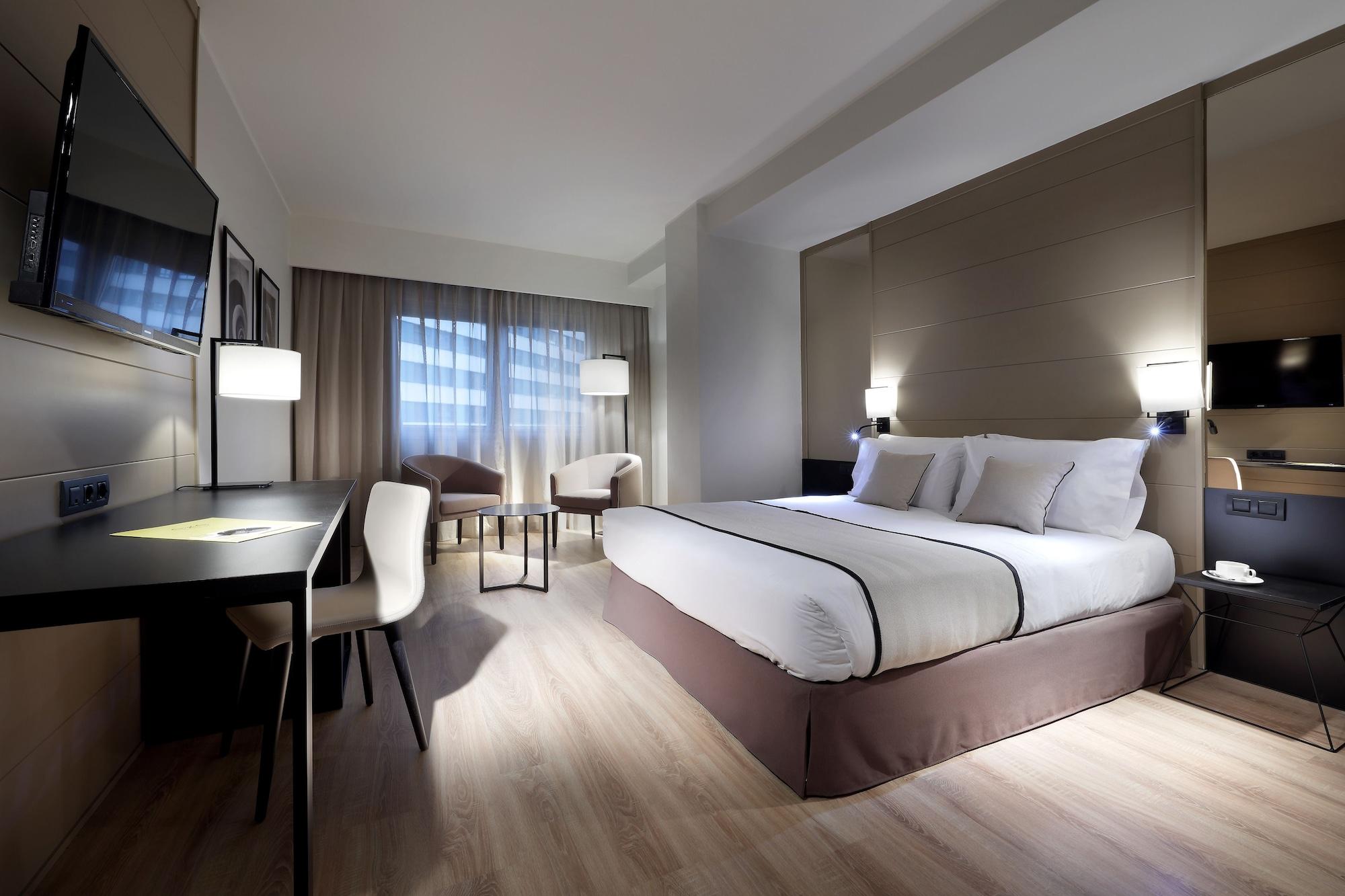 Exe Rey Don Jaime Hotel Valencia Exterior photo