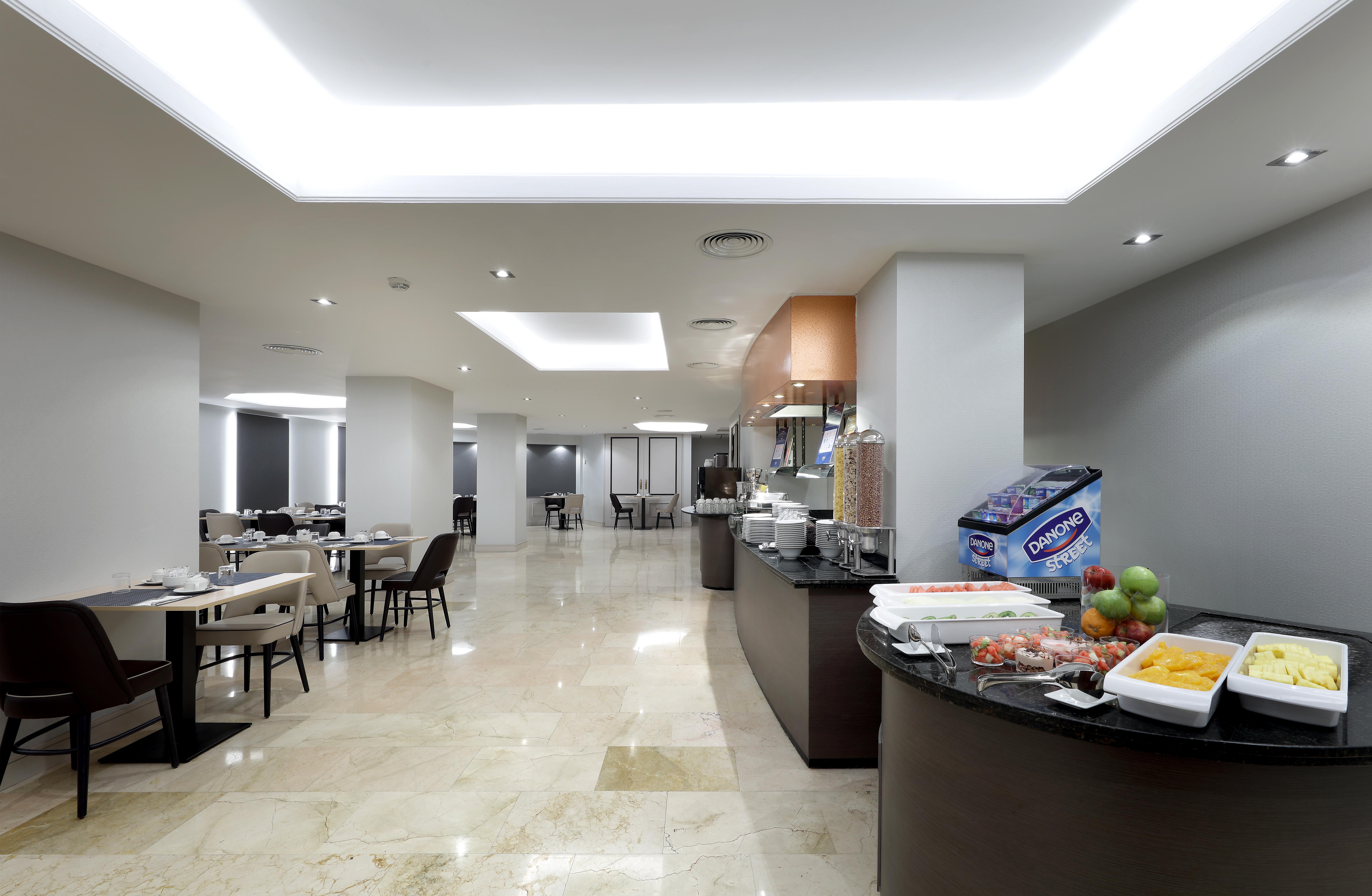 Exe Rey Don Jaime Hotel Valencia Exterior photo